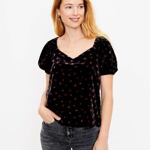 Loft Velvet Floral Rose Puff Sleeve Top Black Size Small
